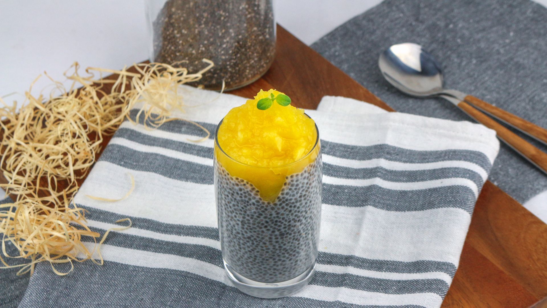 Chia puding mangoga